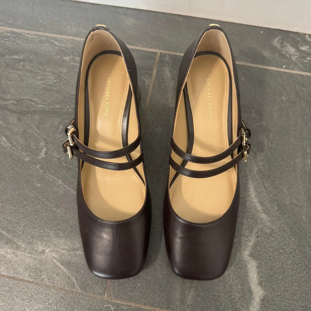 Michael Kors Mary Jane Heels 6M Brown Leather Double Strap Preppy Dark Academia